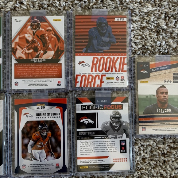 Denver Broncos Trading Cards Bundle With Penny Sleeves and Hard Cover Sleeves - Picture 9 of 10
